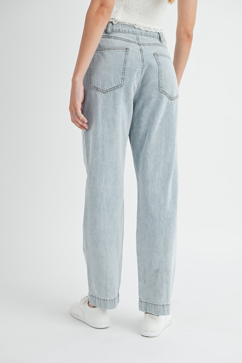 MABLE Pleated Front Detail Straight Jeans